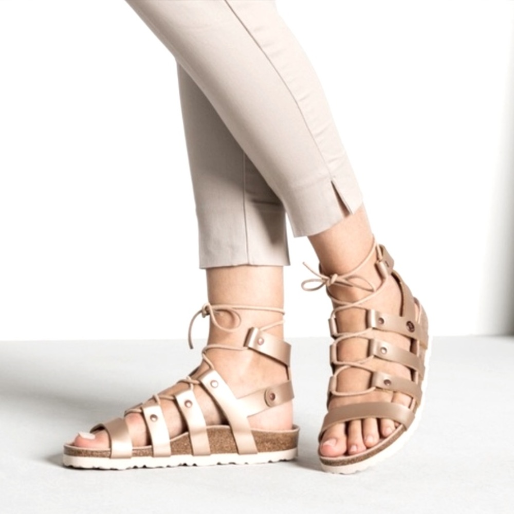 BIRKENSTOCK Cleo Papillio Gladiator Metallic Gold Strappy Sandal 37R